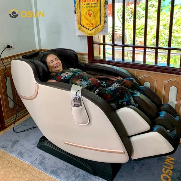 Ghế massage toàn thân giảm đau nhức