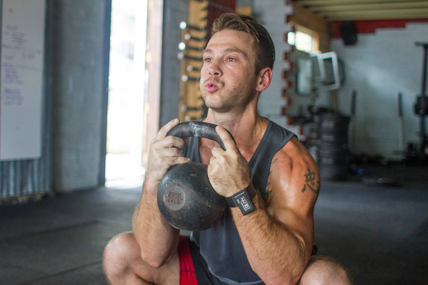 Hướng Dẫn Cách Hít Thở Khi Tập Tạ Của Gymer