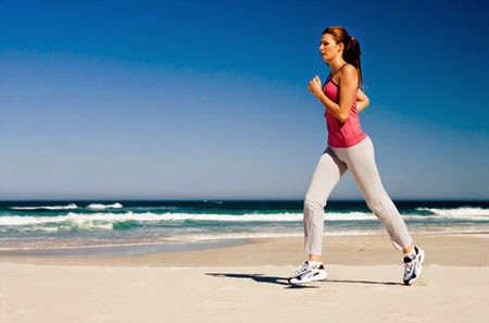 Đi bộ thường xuyện giúp bạn giảm cân hiệu quả