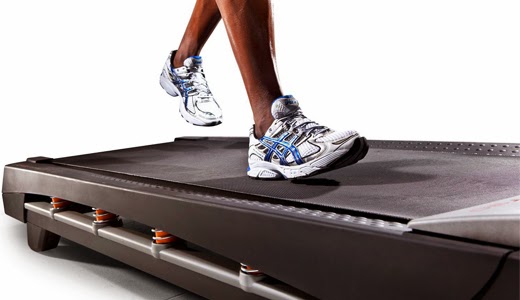 Máy tập chạy bộ giúp giảm cân hiệu quả